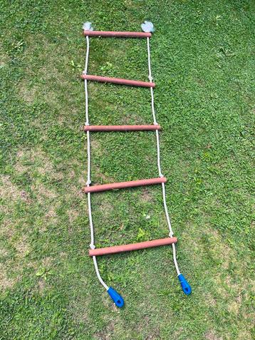 Klimladder voor speeltoestel beschikbaar voor biedingen