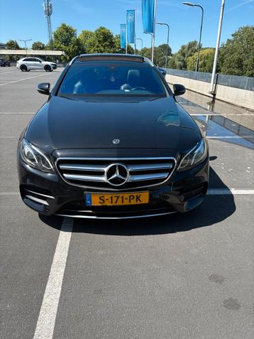 Mercedes Benz E220d   -panoramadak- beschikbaar voor biedingen