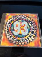 Turn Up The Bass - Megamix 1993 CD, Ophalen of Verzenden, Zo goed als nieuw, Dance Populair, Boxset