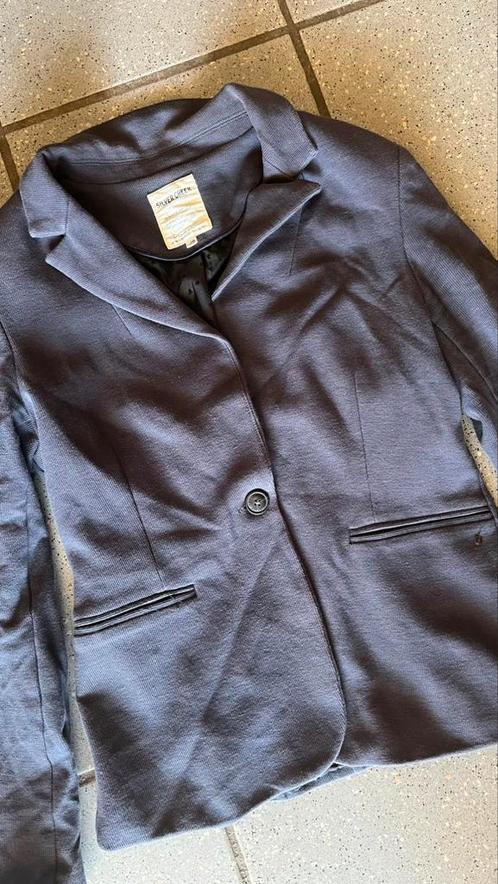 4 dozen dameskleding en schoenen allerhande, Kleding | Dames, Overige Dameskleding, Zo goed als nieuw, Ophalen