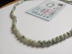 Natuurlijke meerkleurige lichtgroene  jade halsketting 6mm, Ophalen of Verzenden, Nieuw, Steen of Mineraal