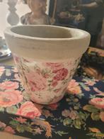 Nieuwe romantische bloempot Clayre & Eef, Heikant 21 Kaatsheuvel, Ophalen of Verzenden, Jolandamonsieurs@gmail.com, Aardewerk