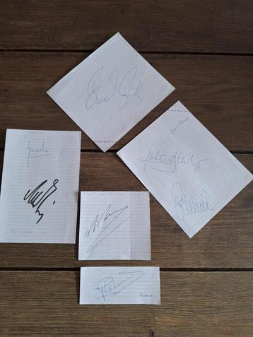 Handtekening Diego Maradona en andere Barcelona-spelers1982 beschikbaar voor biedingen
