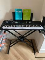 Keyboard yamaha EZ-220, Muziek en Instrumenten, Keyboards, Ophalen, Zo goed als nieuw, 61 toetsen, Yamaha