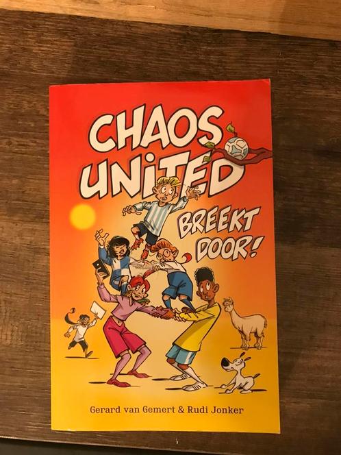 Chaos United breekt door, Boeken, Kinderboeken | Jeugd | 10 tot 12 jaar, Zo goed als nieuw, Fictie, Ophalen