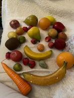 Mand met kunstfruit, Ophalen of Verzenden