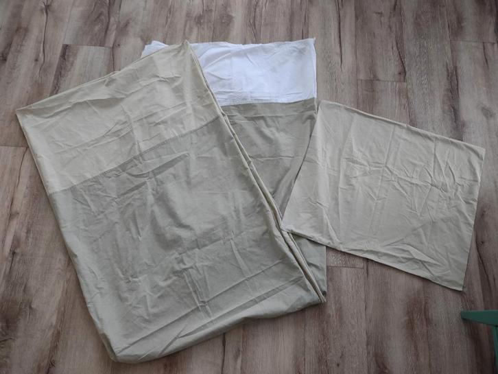 Prachtig khaki, zandkleurig dekbedovertrek+ kussensloop IKEA, Huis en Inrichting, Slaapkamer | Beddengoed, Zo goed als nieuw, Dekbedovertrek