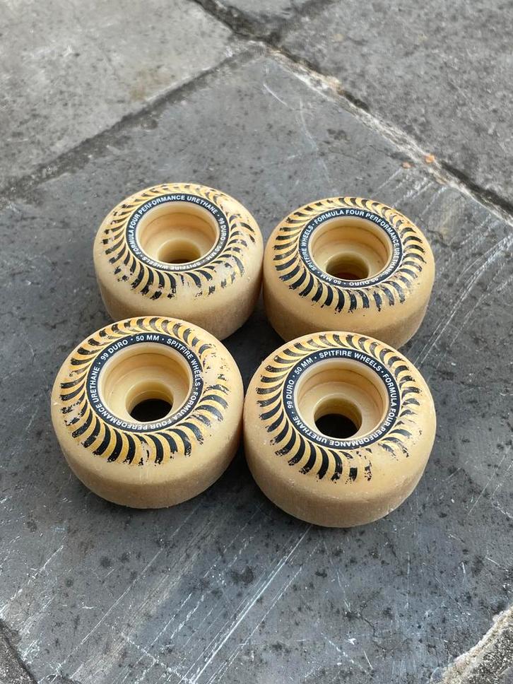 Spitfire Skateboard Wielen F4 Classics 50mm 99a, Sport en Fitness, Skateboarden, Zo goed als nieuw, Ophalen of Verzenden
