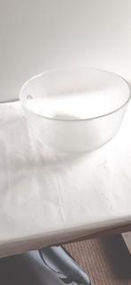 Ruime glazen salade/koude schotel schaal.Matglas. D ca 24cm, Ophalen of Verzenden, Glas, Overige stijlen, Schaal of Schalen