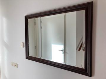 Facet geslepen spiegel in houten lijst 100x70 beschikbaar voor biedingen