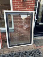 Houten kozijn met uitzetraam, Doe-het-zelf en Verbouw, Raamkozijn, Zo goed als nieuw, Hout, Ophalen