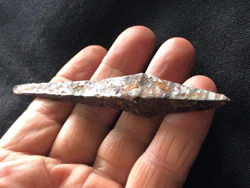Bodemvondst romeinse Legioens BALLISTA pijlpunt kwaliteit+++, Antiek en Kunst, Curiosa en Brocante, Ophalen of Verzenden