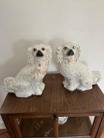 2 vintage hondenbeelden Staffordshire “ hoerenhondjes”, Ophalen, Gebruikt