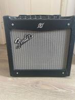 Fender Mustang V2 gitaarversterker, Muziek en Instrumenten, Versterkers | Bas en Gitaar, Ophalen, Gebruikt, Gitaar, 50 tot 100 watt