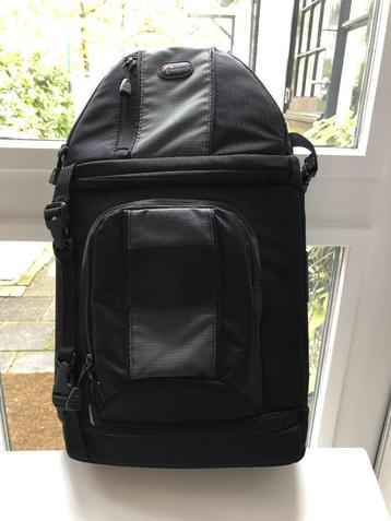 Lowepro Cameratas, type SlingShot 202 AW  beschikbaar voor biedingen