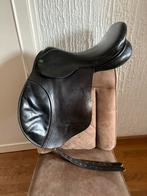 Hulsebos dressuurgericht sprigzadel 17,5 inch, Dieren en Toebehoren, Paarden en Pony's | Zadels, Ophalen of Verzenden, Springen