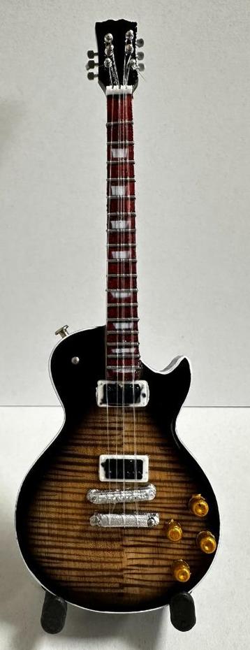 Slash Guns 'N Roses miniatur gitaar van hout mini guitar  beschikbaar voor biedingen