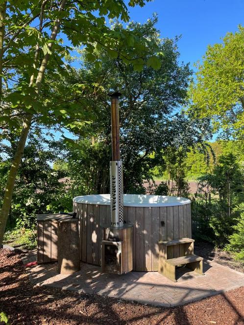 Welveare ducktub oval 8-10 personen, Tuin en Terras, Bubbelbaden en Hottubs, Gebruikt, Vast, Afdekzeil, Filter, Pomp, Trap, Ophalen