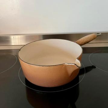 Gietijzeren Le Creuset steelpan - Ø 22cm beschikbaar voor biedingen
