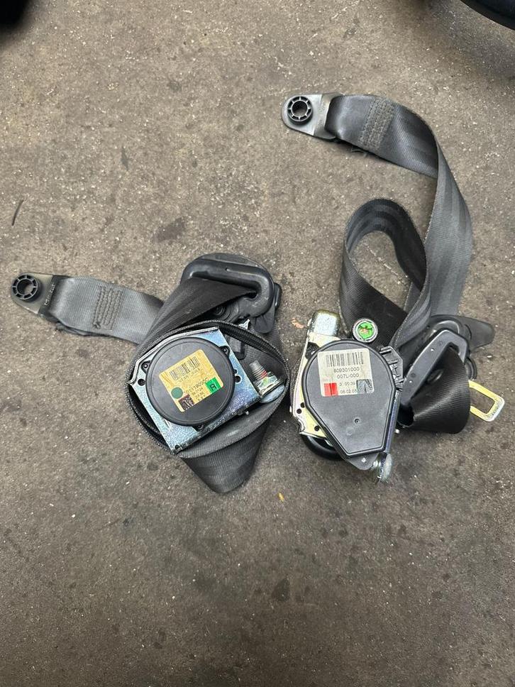 Range Rover Sport Gordels Links + Rechts voor, Auto-onderdelen, Interieur en Bekleding, Land Rover, Gebruikt, Herkomst onderdeel bekend