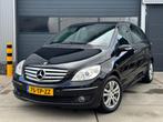 Mercedes-Benz B-klasse 150 AUT / AIRCO / TREKHAAK / NAP, Auto's, Mercedes-Benz, Stof, Zwart, Zwart, Bedrijf