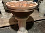 Bloempot op voet - Tuindecoratie, Ophalen of Verzenden, Gebruikt