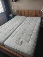 Compleet bed 160x210, met bedbodems en Olympic matrassen, Gebruikt, Ophalen, Tweepersoons