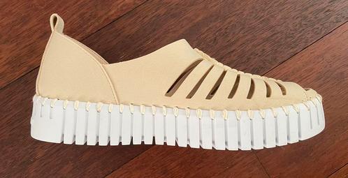 Ilse Jacobsen schoen maat 40 nieuw, Kleding | Dames, Schoenen, Nieuw, Instappers, Beige, Ophalen of Verzenden