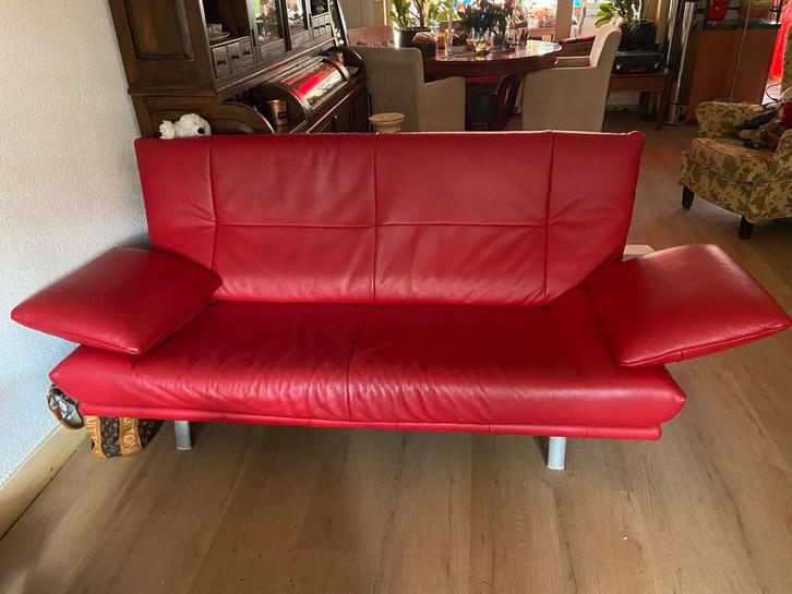 Rode leren leolux design bank - 2 & 3 zits, Huis en Inrichting, Banken | Sofa's en Chaises Longues, Gebruikt, Vierpersoons of meer