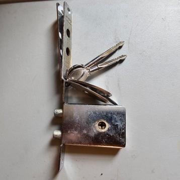 Nemef deadbolt security slot beschikbaar voor biedingen