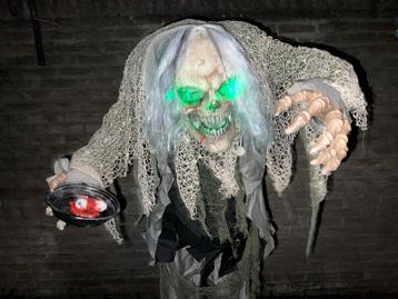 Halloween animatronic 'its diner time' beschikbaar voor biedingen