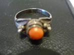 Vintage zilveren ring 925 met koraal, Sieraden, Tassen en Uiterlijk, Ringen, Gebruikt, Verzenden, 17 tot 18, Met edelsteen