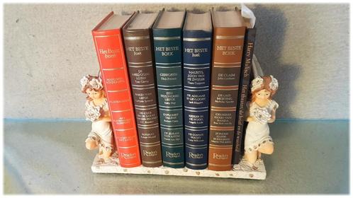 Boekenrekje, versierd met elfjes., Huis en Inrichting, Woonaccessoires | Wandplanken en Boekenplanken, Ophalen