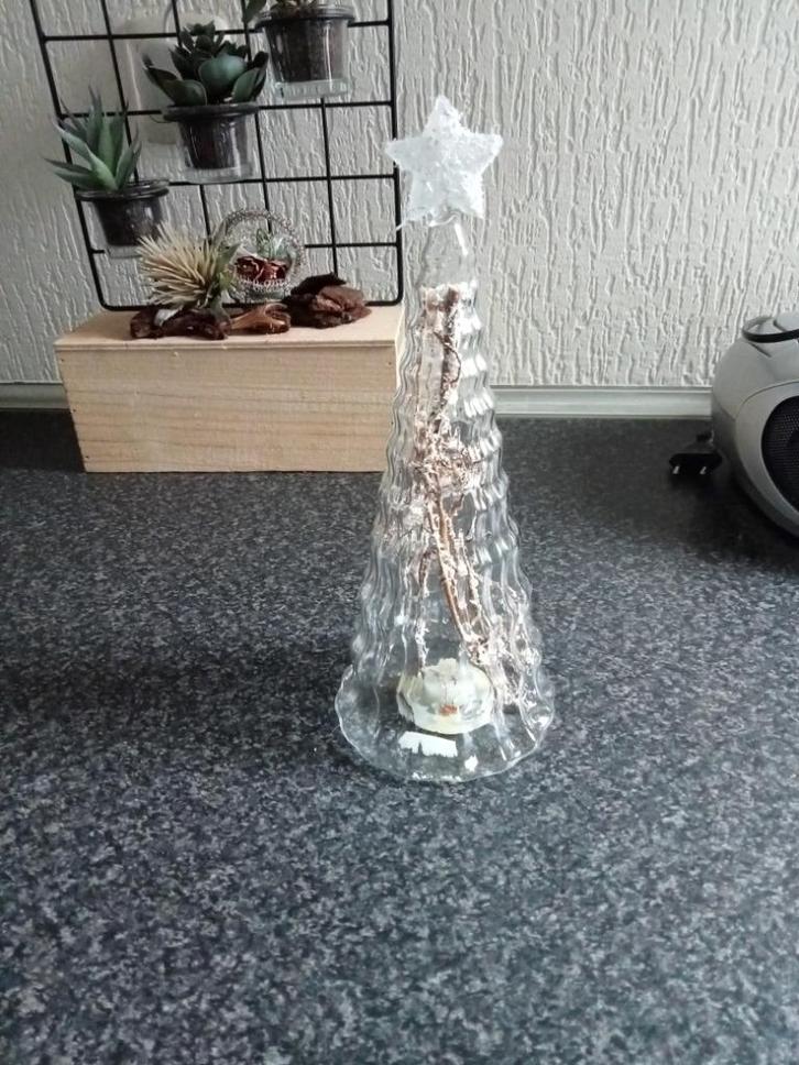 KERST: prachtige nieuwe glazen kerstboom+verlichting 25cm, Huis en Inrichting, Woonaccessoires | Kandelaars en Kaarsen, Nieuw