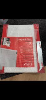 Te koop kleine radiator, Doe-het-zelf en Verbouw, Verwarming en Radiatoren, 30 tot 80 cm, Radiator, Minder dan 60 cm, Ophalen of Verzenden