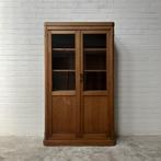 Antieke boekenkast vitrinekast oude vintage kast kleding, Antiek en Kunst, Ophalen