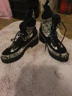 Halfhoge  tijgerprint schoenen mt 40, Ophalen, Zo goed als nieuw, Bruin, Sneakers of Gympen