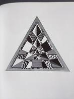 Grafiek en Tekeningen M. C. Escher, Boeken, Kunst en Cultuur | Beeldend, Gelezen, Schilder- en Tekenkunst, Verzenden