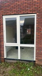 Raamkozijn met glas, Doe-het-zelf en Verbouw, Kozijnen en Schuifpuien, Ophalen, Raamkozijn, Zo goed als nieuw, 150 tot 225 cm