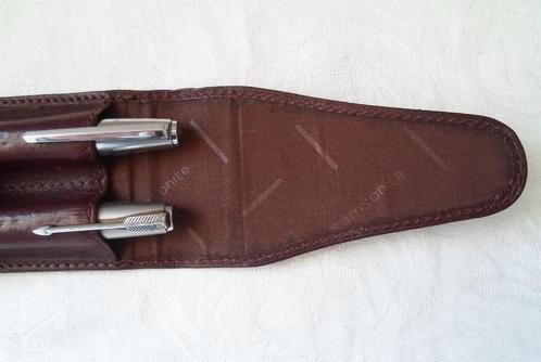 Vintage Parker 21 en Parker 51. Vulpennen in Samonite etui., Verzamelen, Pennenverzamelingen, Zo goed als nieuw, Vulpen, Parker
