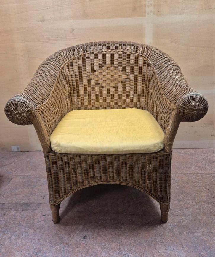 Rotan fauteuil, Huis en Inrichting, Fauteuils, Gebruikt, Riet of Rotan, 50 tot 75 cm, 75 tot 100 cm, Ophalen