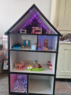 Prachtig groot, ingericht, poppenhuis, Ophalen, Poppenhuis