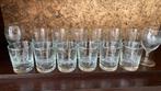 Glazen met gravure van paleizen Koningshuis, Verzamelen, Glas en Borrelglaasjes, Ophalen of Verzenden, Zo goed als nieuw, Overige typen