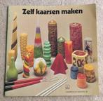 Zelf kaarsen maken vintage boekje 1972 Vaardige Handen 38, Ophalen of Verzenden, Gelezen, Overige onderwerpen