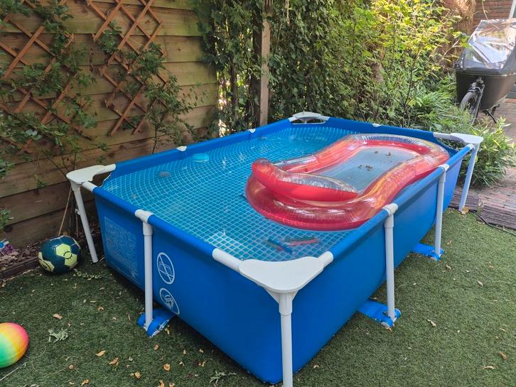 Intex 150x220 incl.pomp/chloordespenser/afdekhoes/chloor, Tuin en Terras, Zwembaden, Zo goed als nieuw, Minder dan 80 cm, 200 tot 400 cm