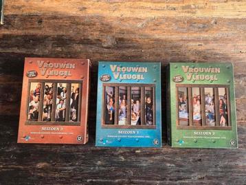 Vrouwenvleugel Compleet - Seizoen 1, 2 & 3 DVD beschikbaar voor biedingen