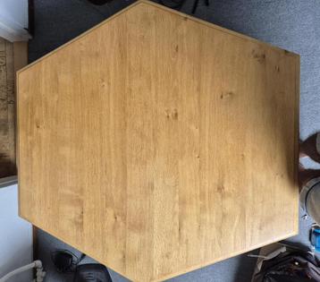 salontafel beschikbaar voor biedingen