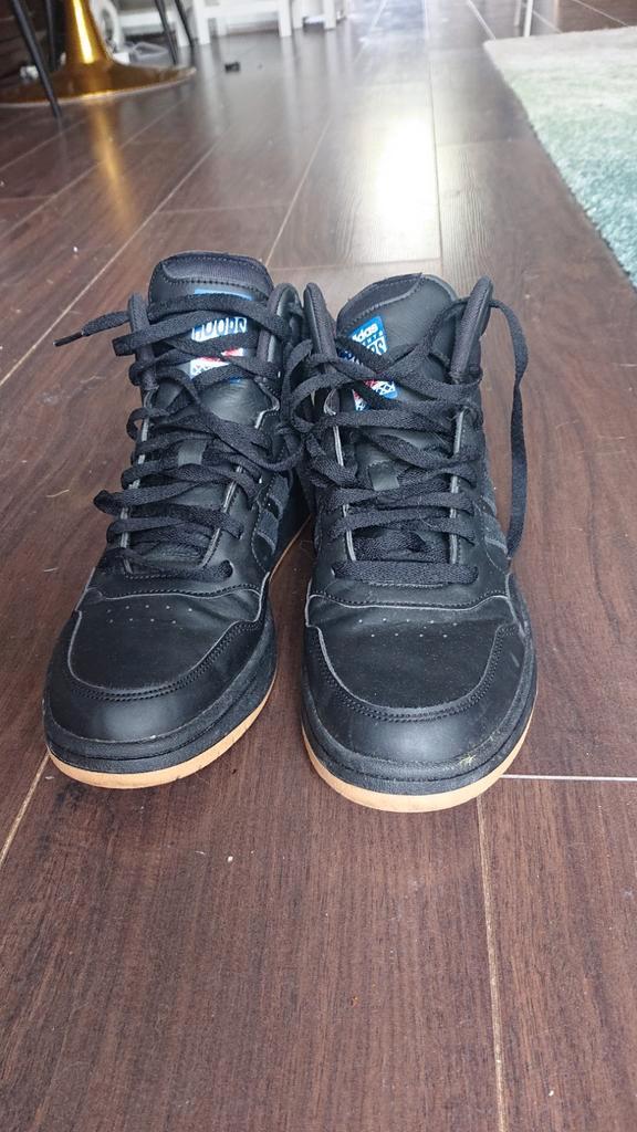 adidas Sportswear Sneakers HOOPS 3.0 MID CLASSIC VINTAGE, Sport en Fitness, Bergsport en Wandelen, Zo goed als nieuw, Schoenen