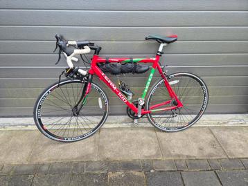 racefiets team 100 beschikbaar voor biedingen