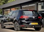 Volkswagen Golf 1.2 TSI HIGHLINE NAVI AIRCO APPLE-CARPLAY LE, Voorwielaandrijving, Euro 5, 4 cilinders, Zwart